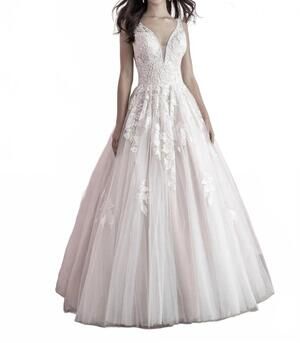 NEW ALLURE BRIDALS tulle ballgown wedding dress in ivory